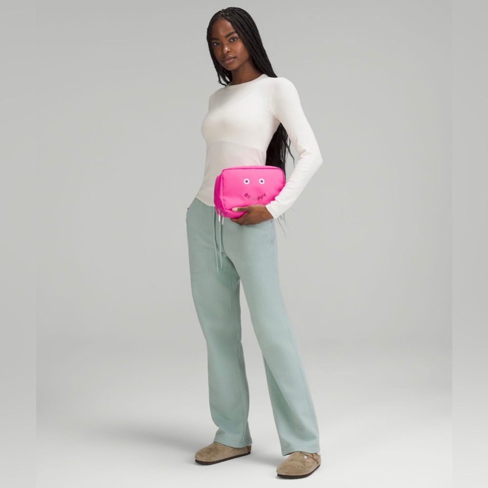 lululemon Daily Essentials Large Pouch 5L PINK New NWT - Picture 10 of 12